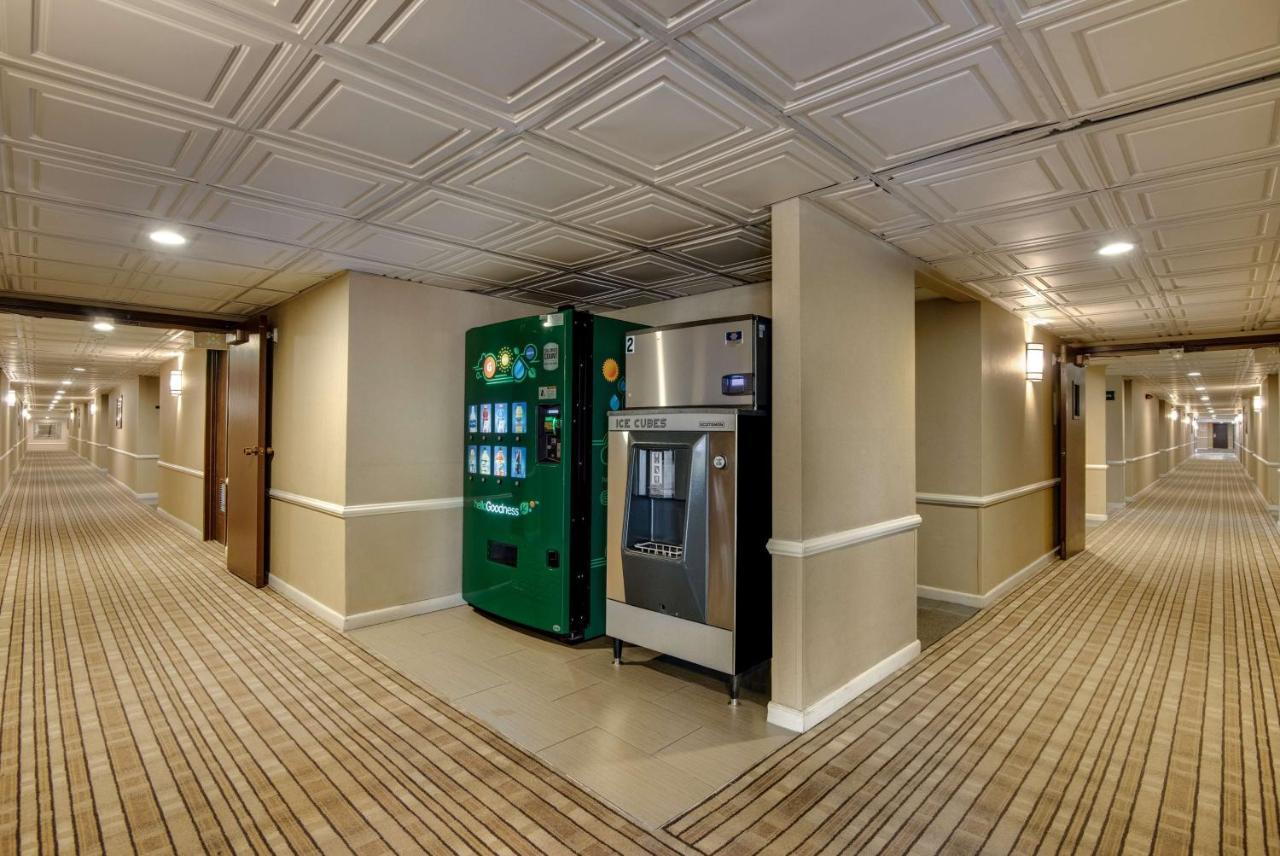 Surestay Plus Hotel By Best Western Reno Airport Екстер'єр фото