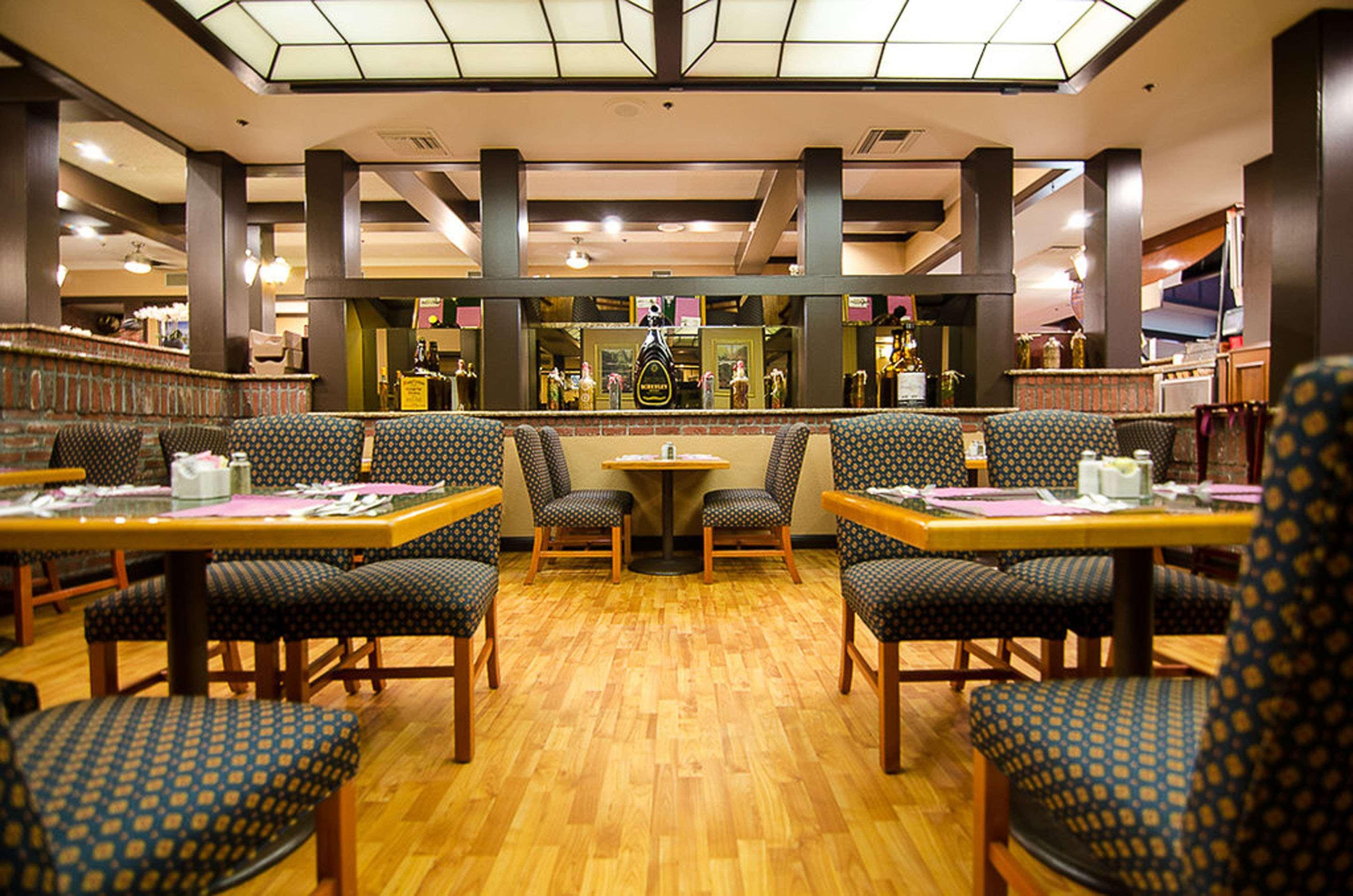 Surestay Plus Hotel By Best Western Reno Airport Екстер'єр фото